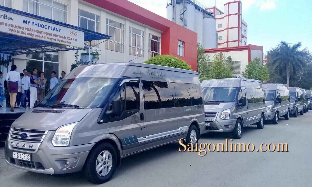 xe Ford Transit Limousine 9 chỗ