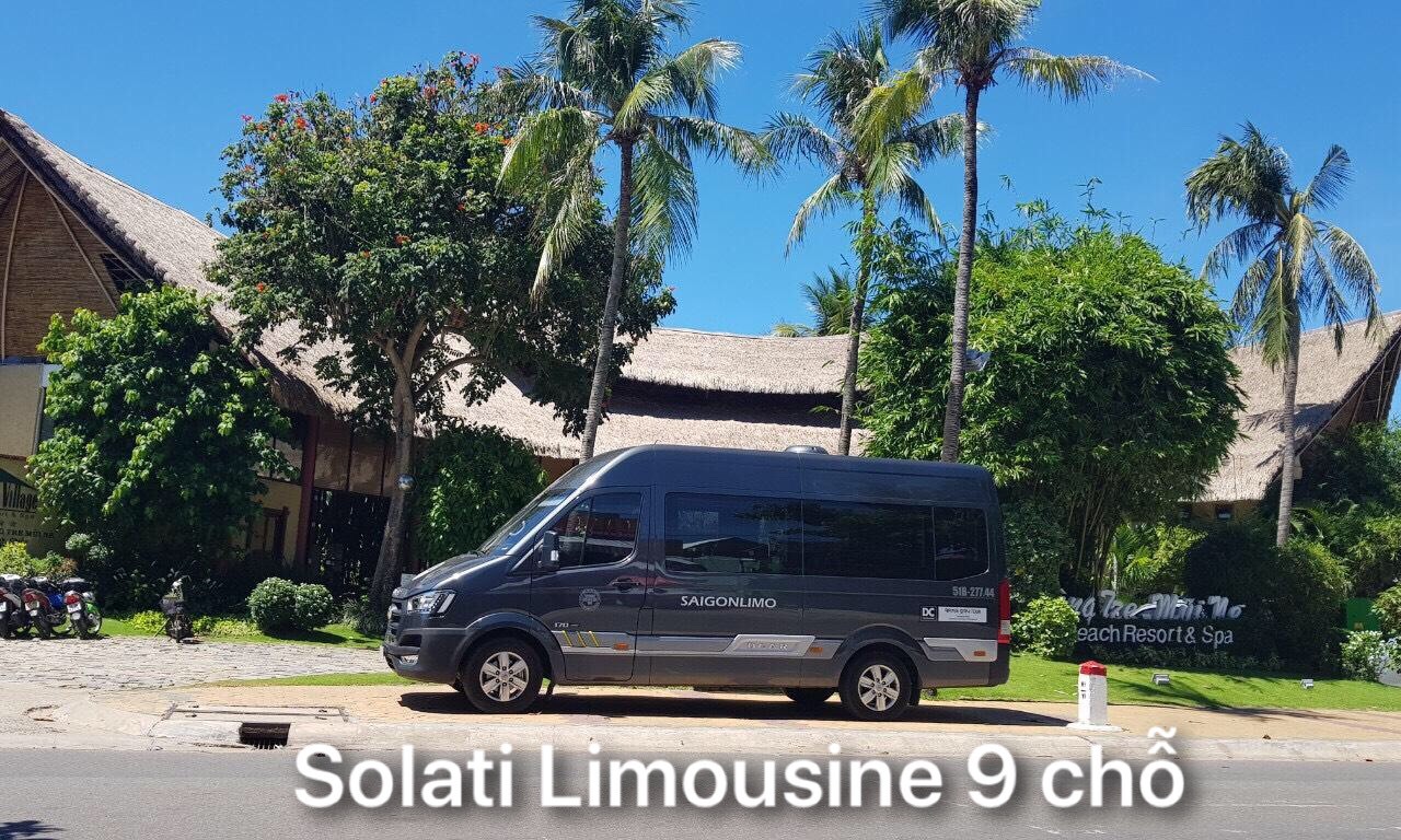 xe Huyndai Solati Limousine 9 chỗ